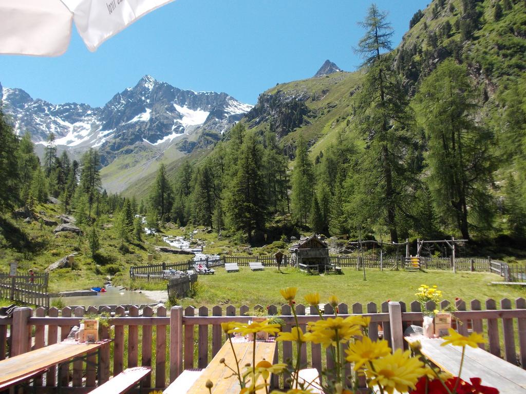 Haus Schoderbock Apartman Sankt Leonhard im Pitztal Szoba fotó