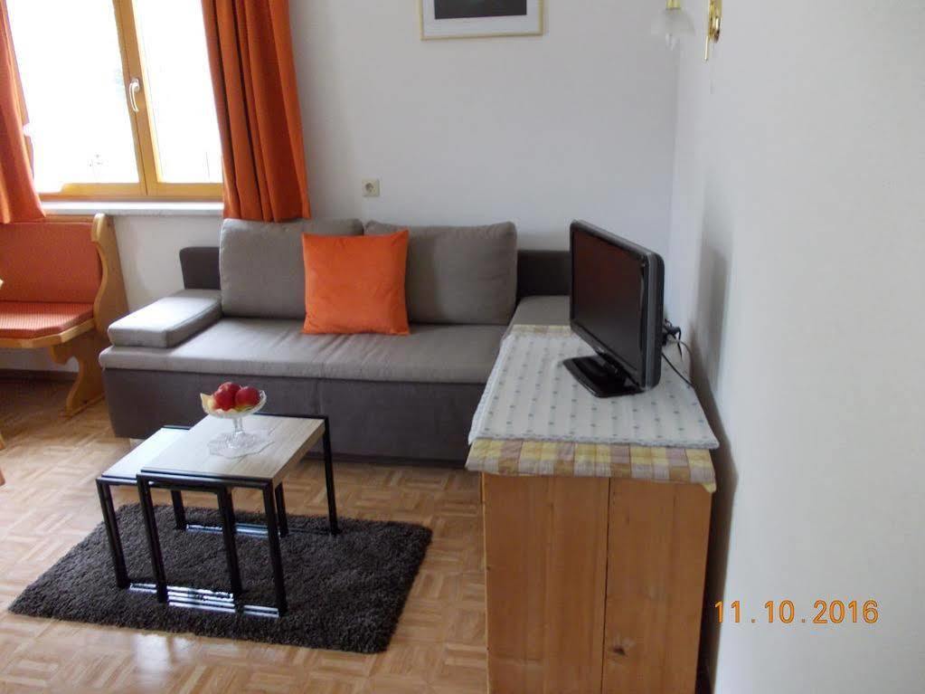 Haus Schoderbock Apartman Sankt Leonhard im Pitztal Kültér fotó